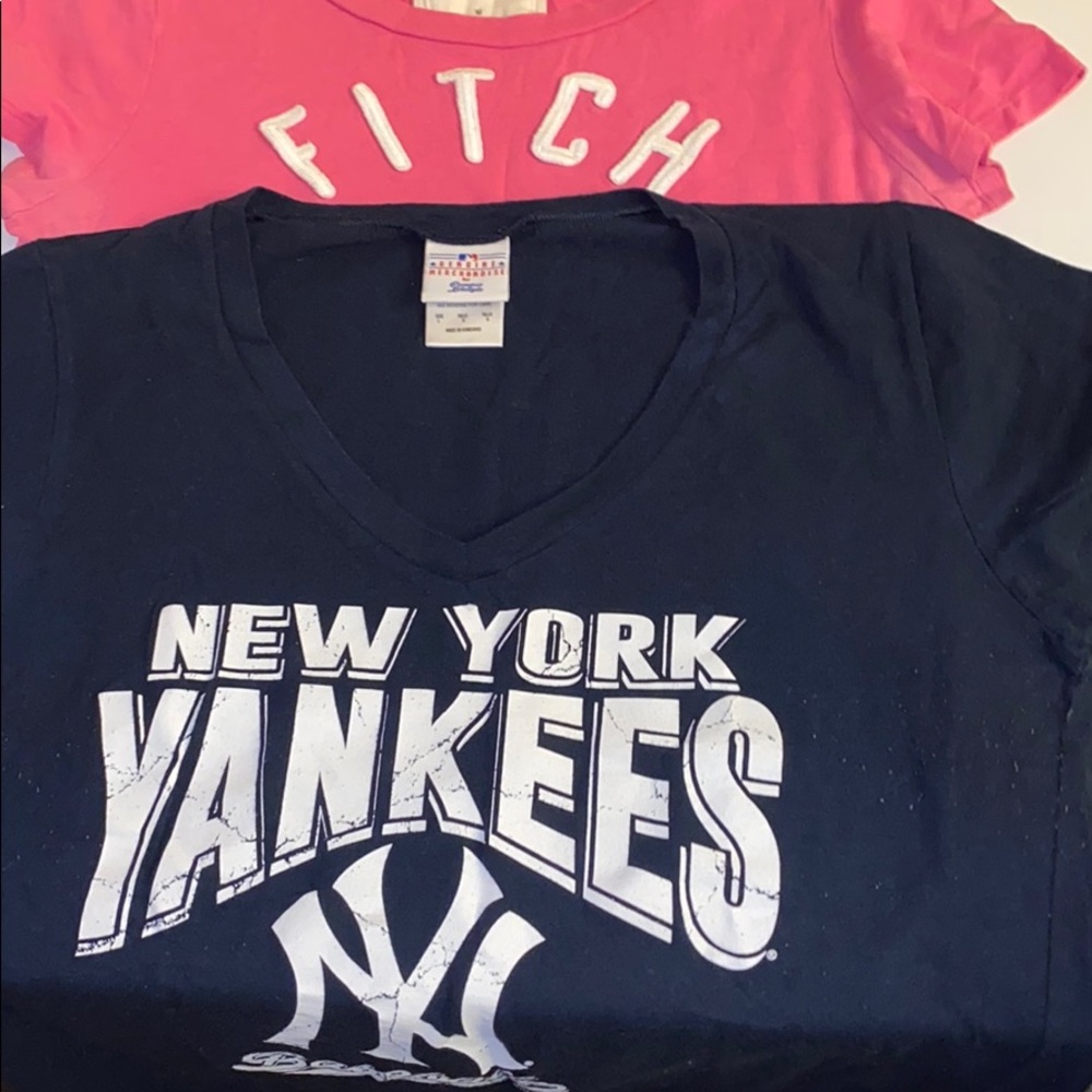 BUNDLE OF T SHIRTS